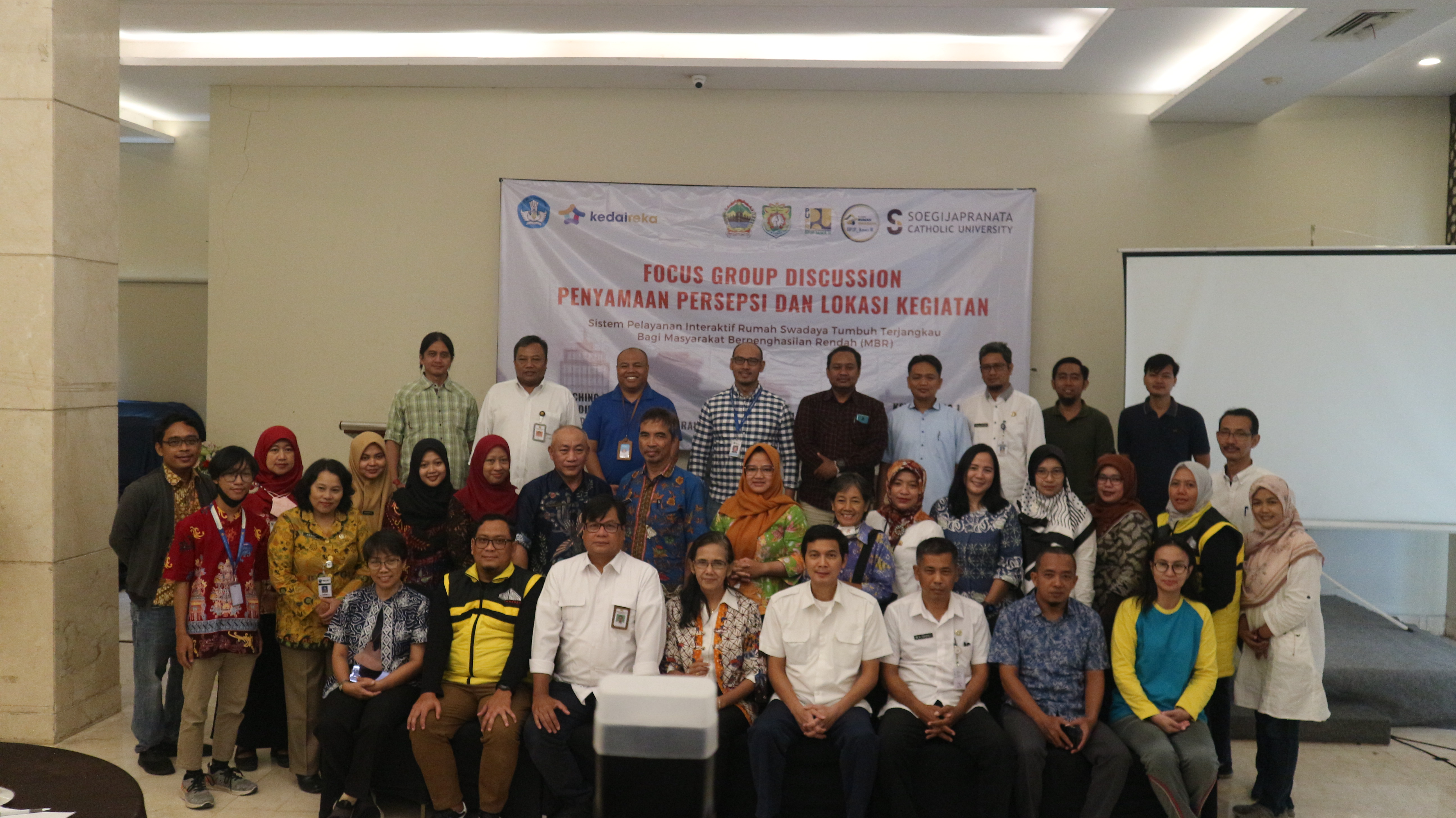 Focus Group Discussion Penyamaan Persepsi dan Lokasi Kegiatan (Sistem Pelayanan Interaktif Rumah Swadaya Tumbuh Terjangkau Bagi Masyarakat Berpenghasilan Rendah)
